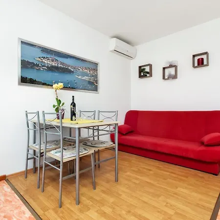 Apartment Zaneto Rovinjsko Selo Exterior photo
