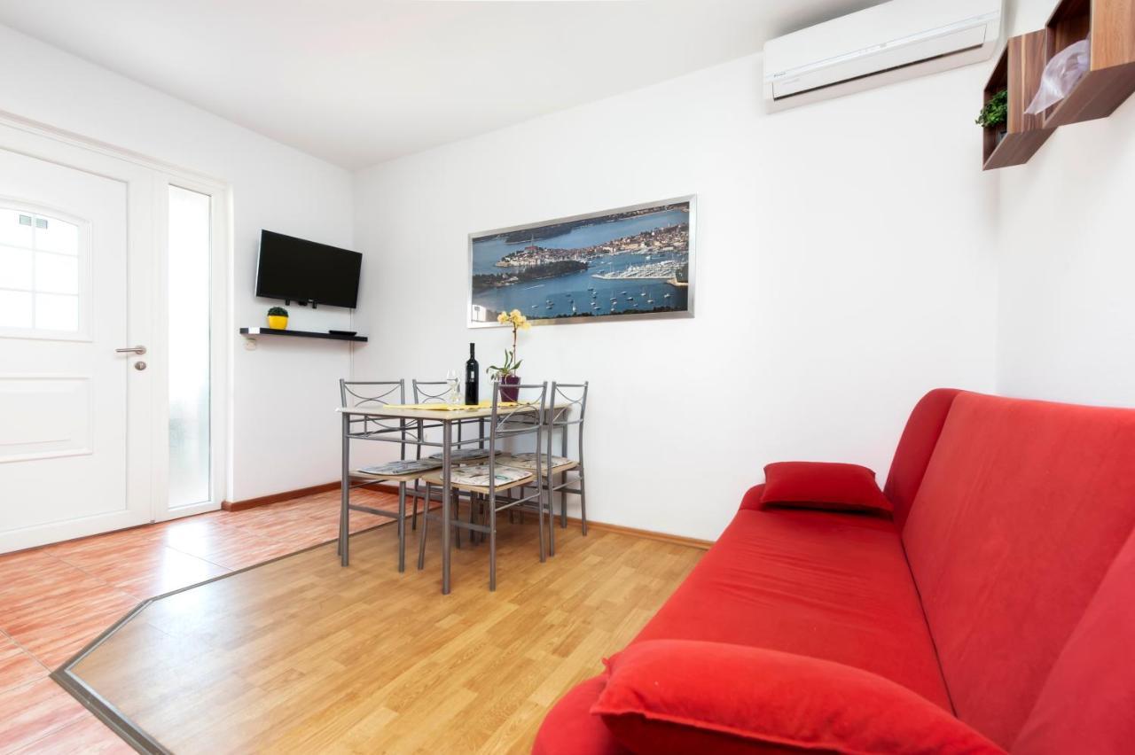 Zaneto Apartment